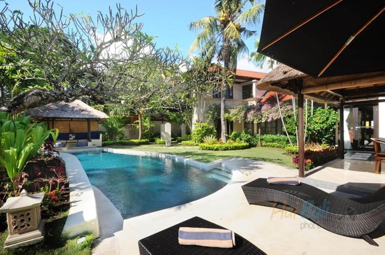 Villa Seminyak William Ngoại thất bức ảnh