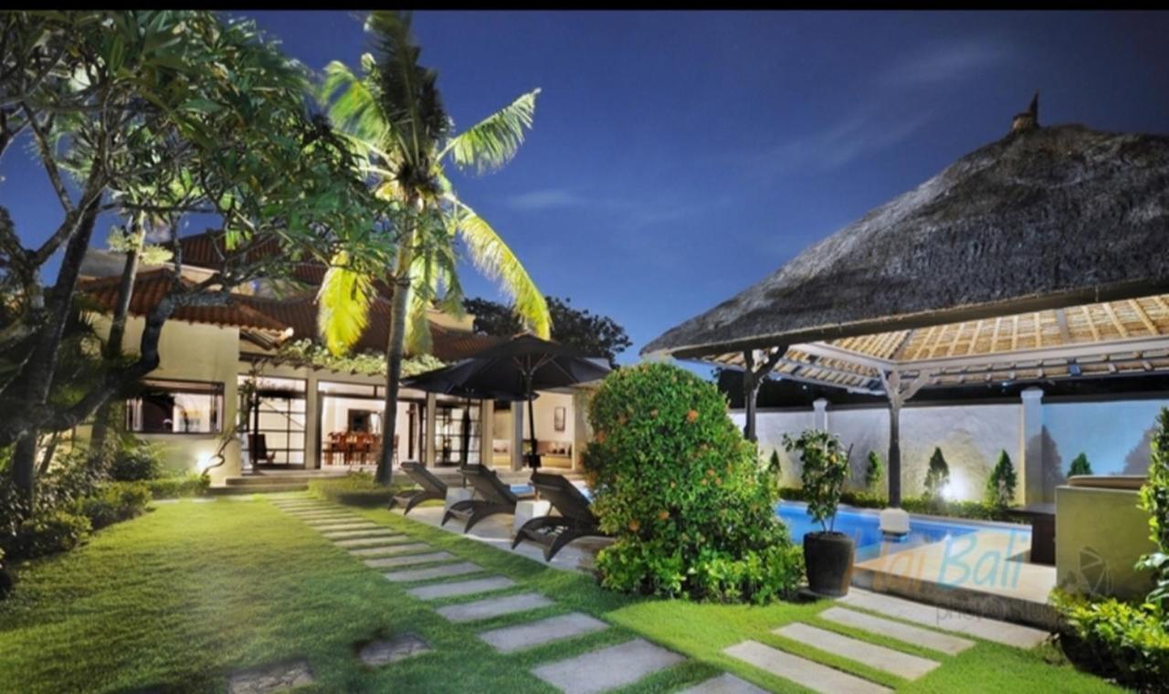 Villa Seminyak William Ngoại thất bức ảnh